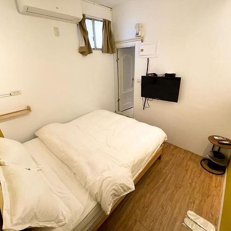 Small Island Homestay Tainan Exteriör bild