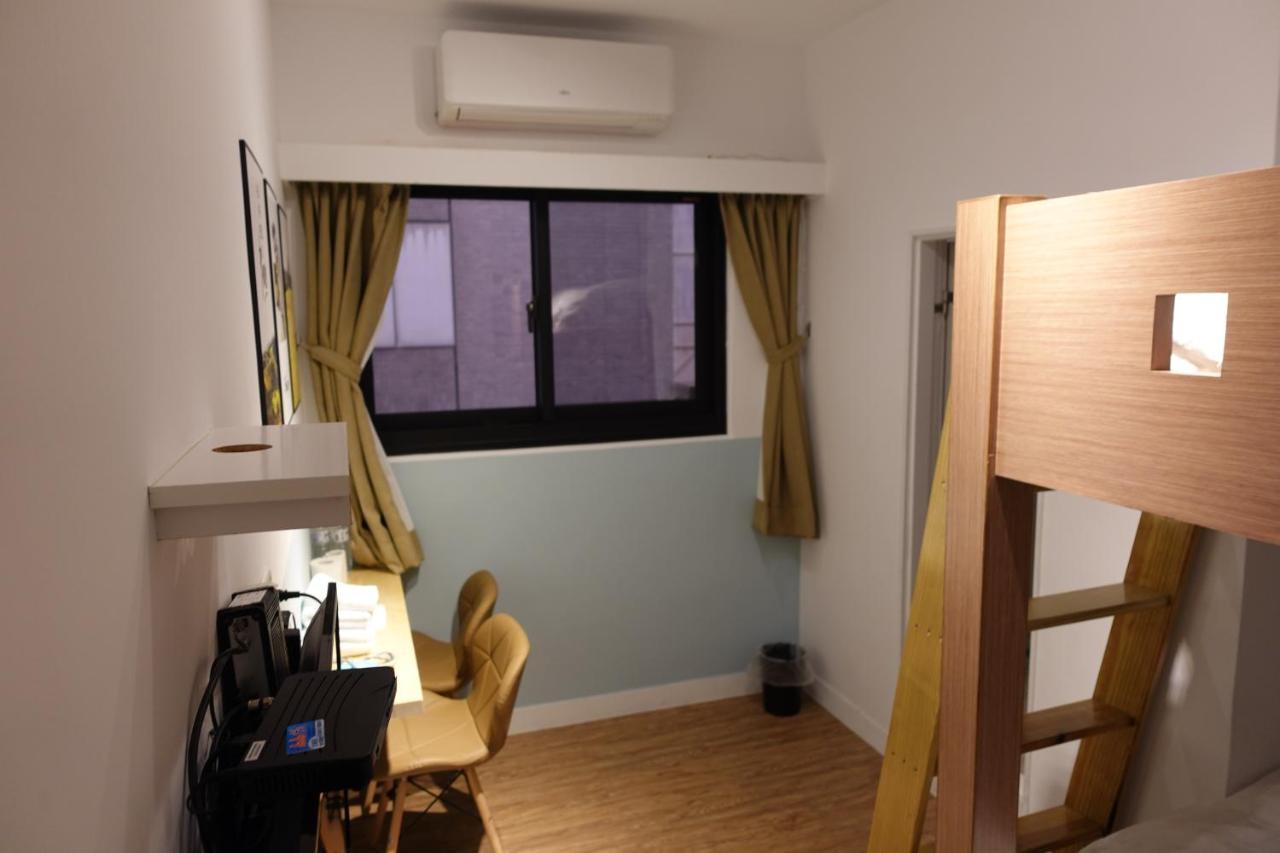 Small Island Homestay Tainan Exteriör bild