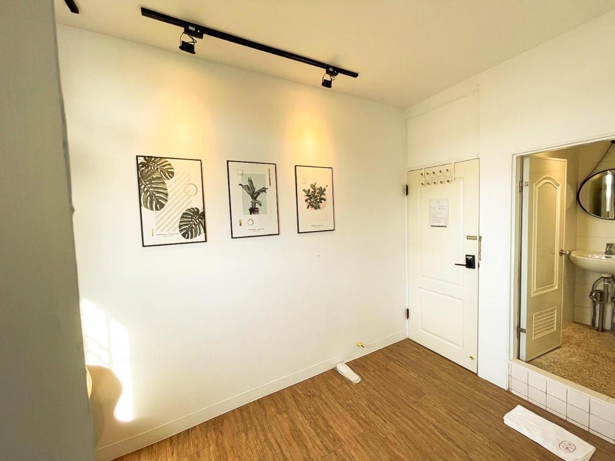 Small Island Homestay Tainan Exteriör bild