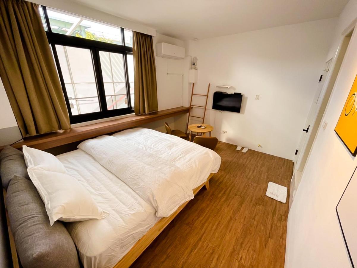 Small Island Homestay Tainan Exteriör bild