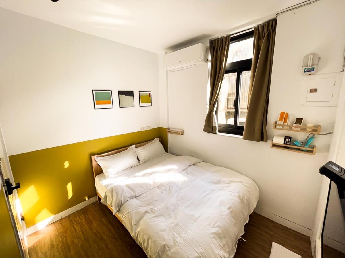 Small Island Homestay Tainan Exteriör bild